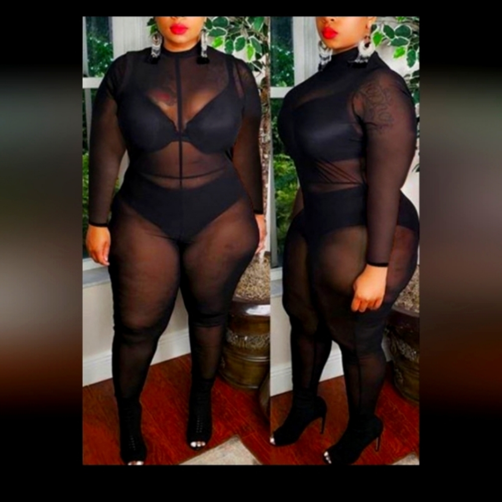 One-piece curvy